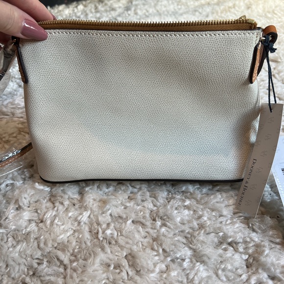 Dooney & Burke never used bag - Picture 4 of 4